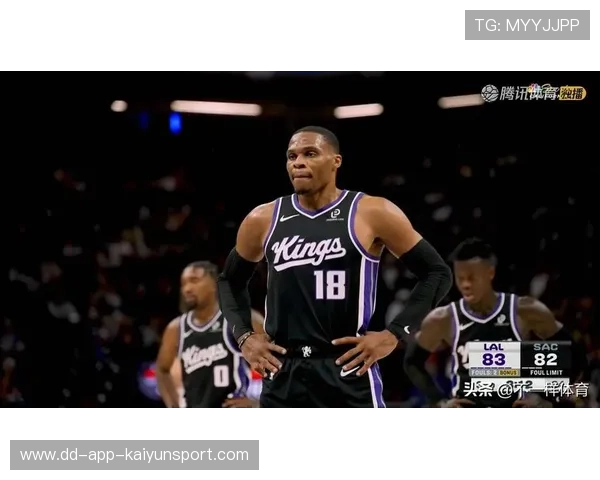 湖人掀“湖三疯”话题：浓眉、韦少、浓眉再出新篇章